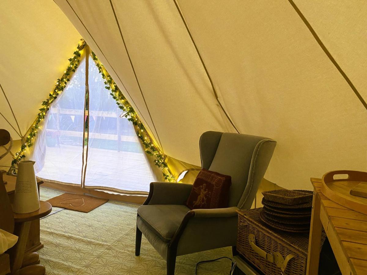 Hope Cottage Bell Tent Retreat Ashbourne  Zewnętrze zdjęcie