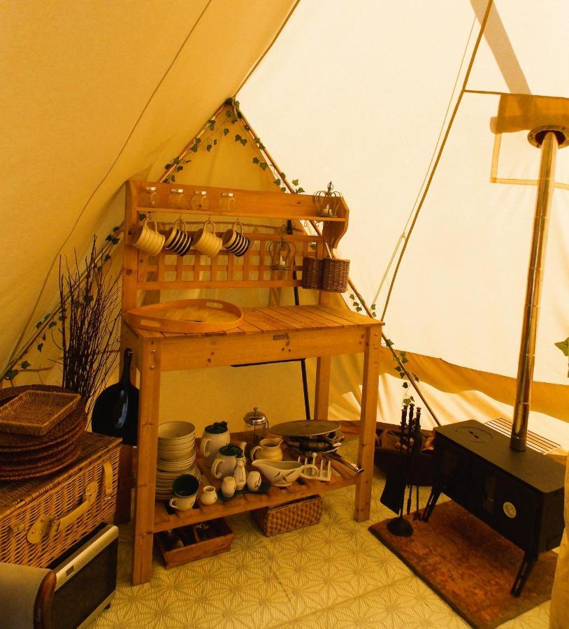 Hope Cottage Bell Tent Retreat Ashbourne  Zewnętrze zdjęcie