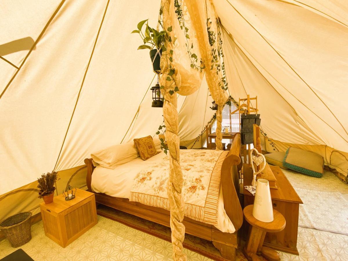 Hope Cottage Bell Tent Retreat Ashbourne  Zewnętrze zdjęcie